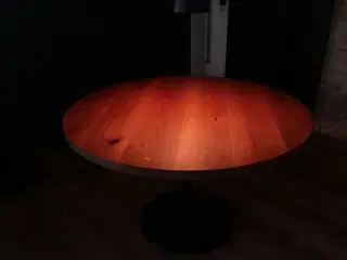 Bordplade i massivt træ