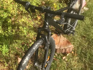 Fin MTB sælges som beset 