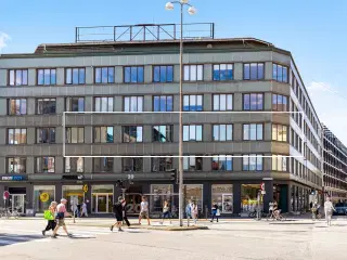 Lyse kliniklokaler med central placering