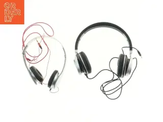 To sæt hovedtelefoner med ledninger (str. Ø 16 og 19 cm)