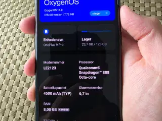 OnePlus 9 Pro – 128GB / 8GB RAM