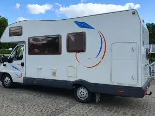 Autocamper med plads til hele familien