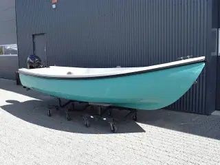 Jolle m/Hidea 9.9 motor