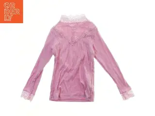 Langærmet bluse med blondedetaljer fra VRS (str. 98)