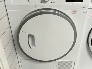 Tørretumbler BLOMBERG BTGK370W0