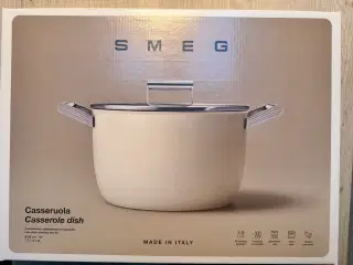 SMEG Kasserolle Creme , 26 cm