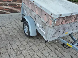 Velholdt Trailer 