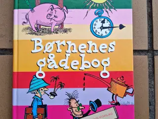 Børnenes Gådebog Bog Illustreret af Jørgen Clevin