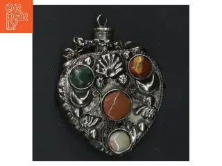 Vintage hjerteformet parfume vedhæng med sten (str. 6x5 cm)