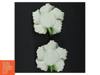 Keramik lysestager med bladdesign (str. Ø. 11,5 cm. h. 6 cm)