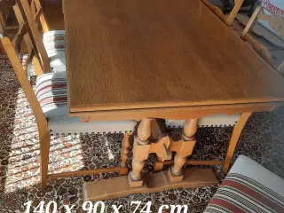 Spisebord med Stole m/Udtræk