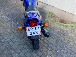 Honda vb 500ccm årgang 2003 km 12000