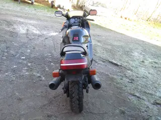 Honda CBR 1000 F  SC21