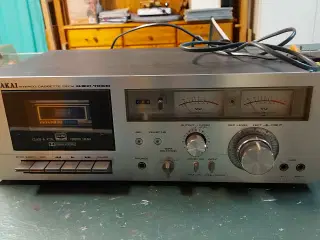 AKAI Stereo kassettebåndoptager