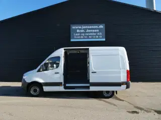 Mercedes-Benz Sprinter 317 2,0 CDI A2 H2 RWD 9G-Tronic 170HK Van Aut.