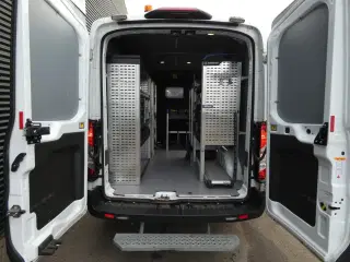 Ford Transit 350 L2H2 2,0 TDCi Trend 130HK Van 6g