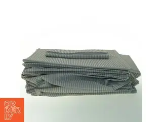 Hængende opbevaring med hylder (str. 120 x. 30 cm)