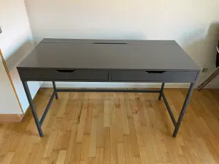 IKEA skrivebord