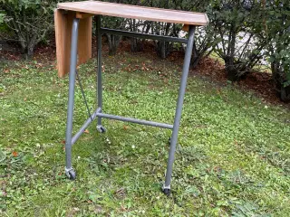 Industri skrivebord med hjul