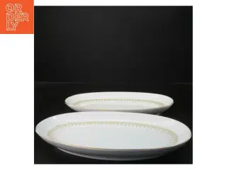 Set af porcelænsfade (str. 29x17 cm)