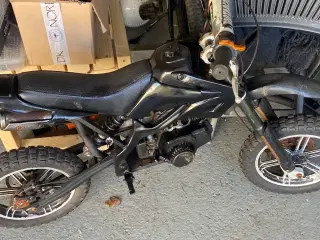 Mini crosser / pocket bike