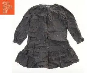 Langærmet kjole med mønster fra H&M (str. 122)