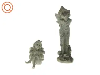 Alfe figurer (str. H:30 og L: 23cm)