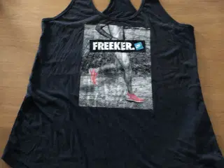 TRÆNINGS-OVERDEL - NIKE