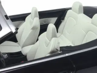 2012 Audi RS5 Cabriolet 1:18  