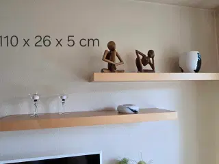 Hylder med skjult beslag