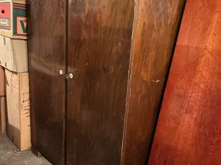 Skab