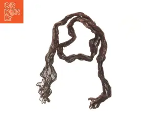 Broderet tørklæde (str. 140 cm)