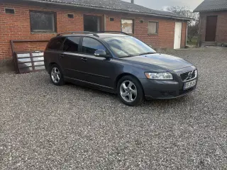 Volvo v50 D2