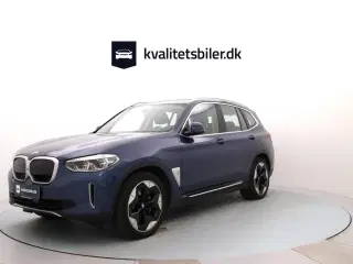 BMW iX3  Charged Plus