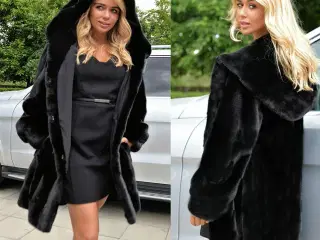 frakke -FauxFur m.stor hætte/str: Large og XL