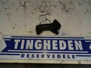 John Deere 2130 Termostathusrør R54095