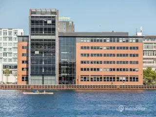 Eksklusivt kontor med fri udsigt over Københavns Havn og Islands Brygge