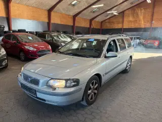 Volvo V70 2,4 140 Addition