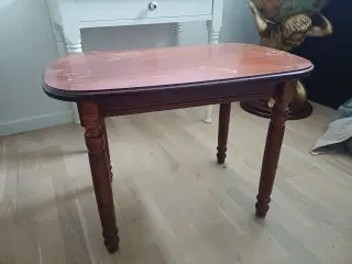 Lille flot maogoni bord til salg