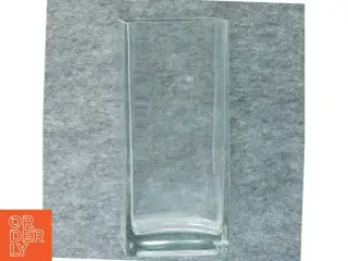 Vase (str. 22 x 8 x 10 cm)