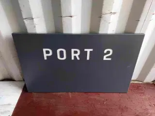 3 store port-skilte