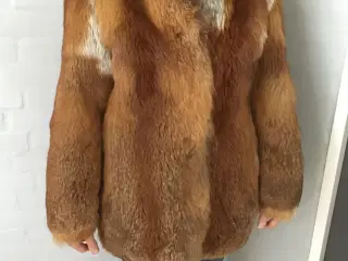 Fryser du? Pels sælges str. 36/M