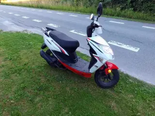 VGA explore 30 knallert 