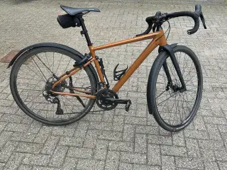  Cykel - gravelbike