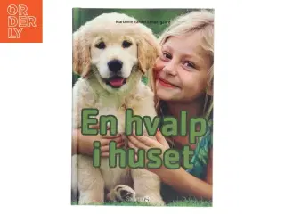 En hvalp i huset af Marianne Randel Søndergaard (Bog)