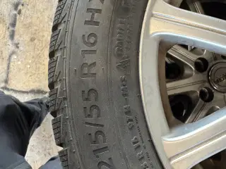 Volvo v50 s40 vinterhjul med super gode dæk