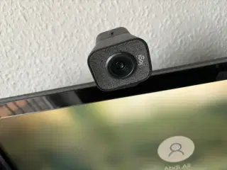 I-7 Computer fuldt udstyret, mikrofon og webcam