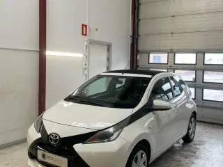 Toyota Aygo 1,0 VVT-i x-wave Sky