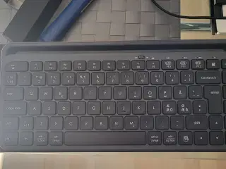 Dacota Platinum trådløst Tastatur