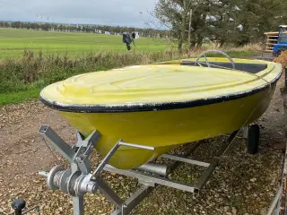 Lille båd sælges billig